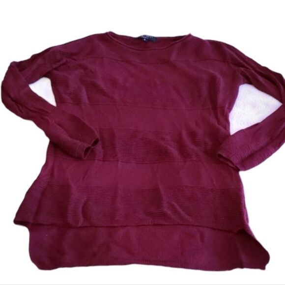 Romeo & Juliet Couture Sweaters - Romeo & Juliet Couture Sweater - Burgundy